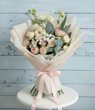 Букет цветов из:  Розы и Лизиантусы #REPLACE_PRED# Красновидово