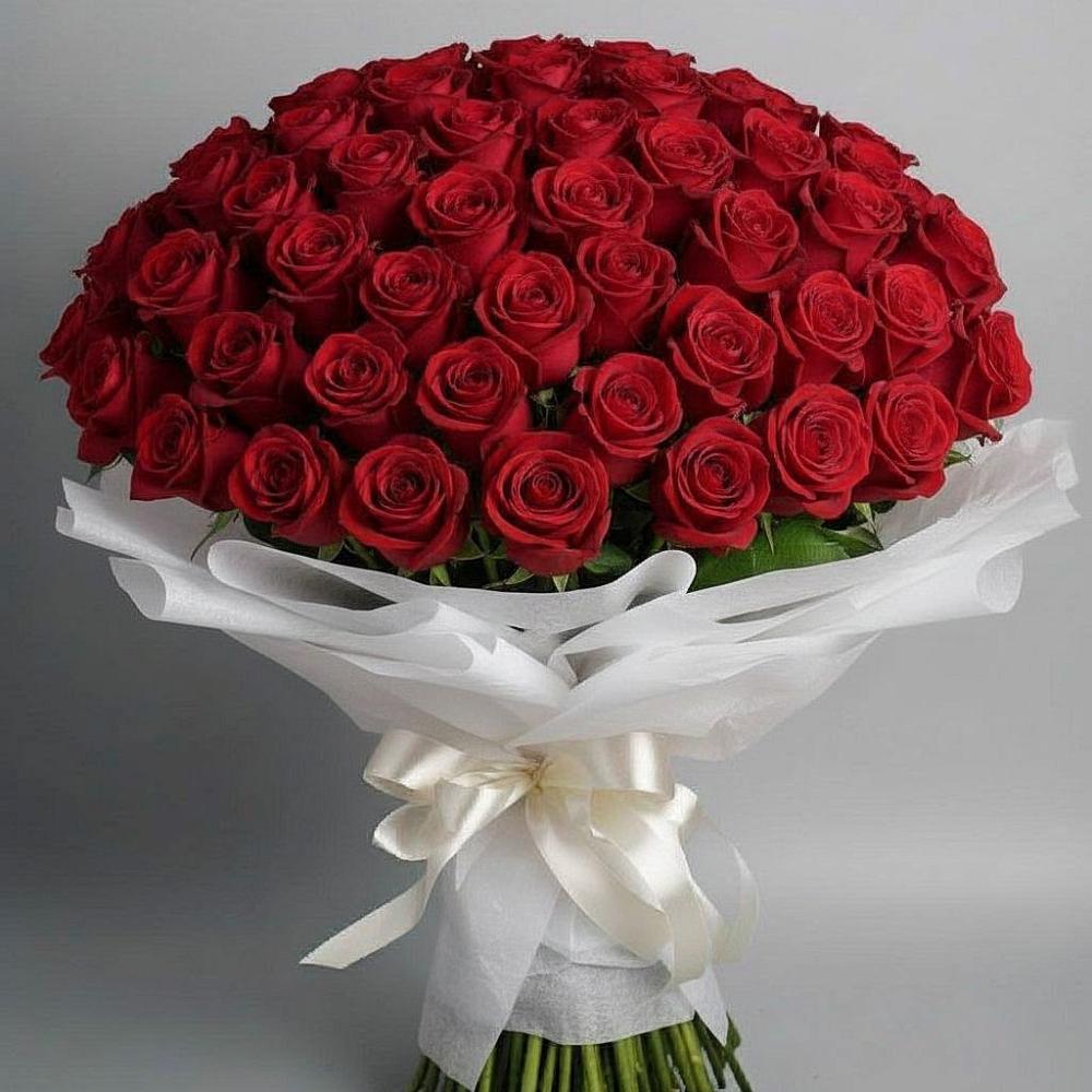 Букет 101 Красная роза Блэк Мэджик в Красновидово