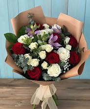 Букет цветов из:  Розы и Альстромерии в Красновидово