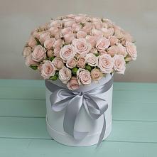 Цветочная композиция из Розы в шляпной коробке в Красновидово