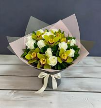 Букет цветов из:  Орхидеи и Розы в Красновидово