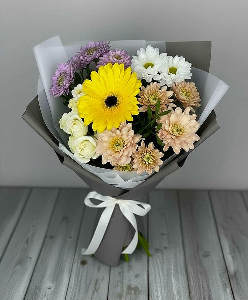 Букет цветов из: Розы, Герберы и Хризантемы в Красновидово