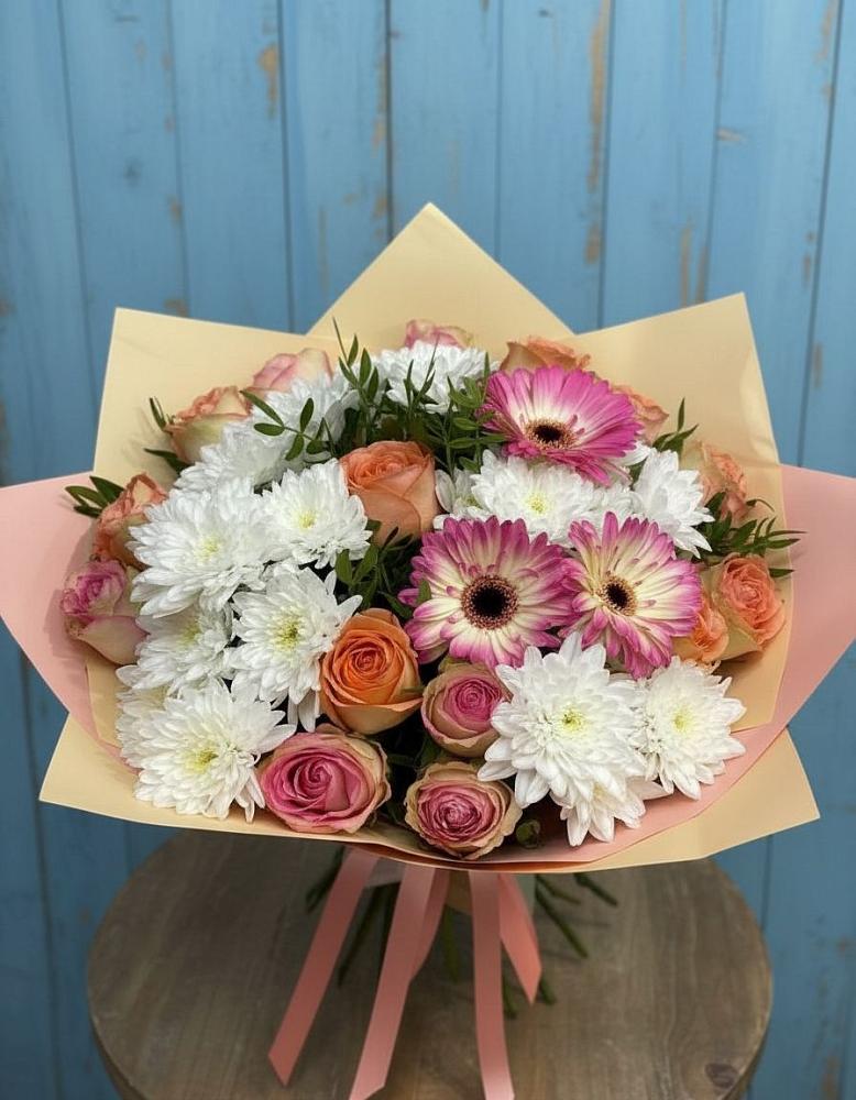 Букет цветов из: Розы, Герберы и Хризантемы в Красновидово