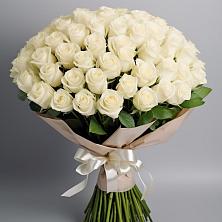 Букет 101 беля роза Белоснежка в Красновидово