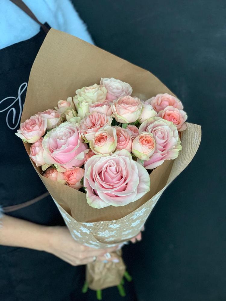 Букет цветов из: Хризантемы и Розы в Красновидово