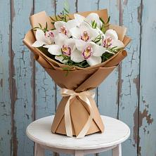 Букет цветов из:  Орхидеи и Розы в Красновидово
