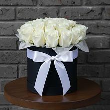 Цветочная композиция из Розы в шляпной коробке в Красновидово